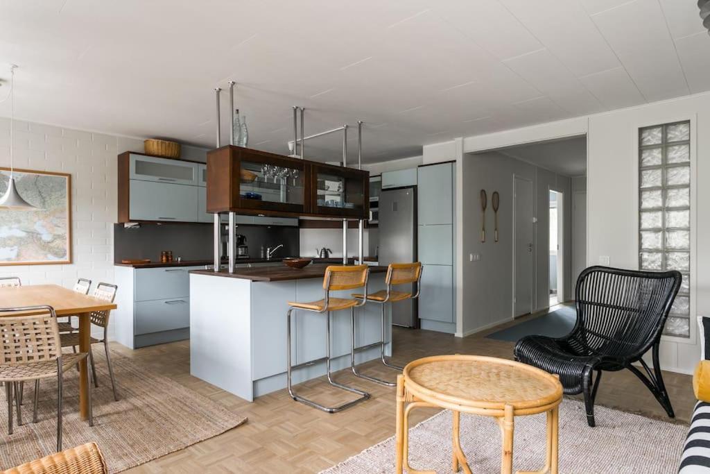 Upea Remontoitu Huoneisto Naantalin Sydaemessae Apartment Luaran gambar