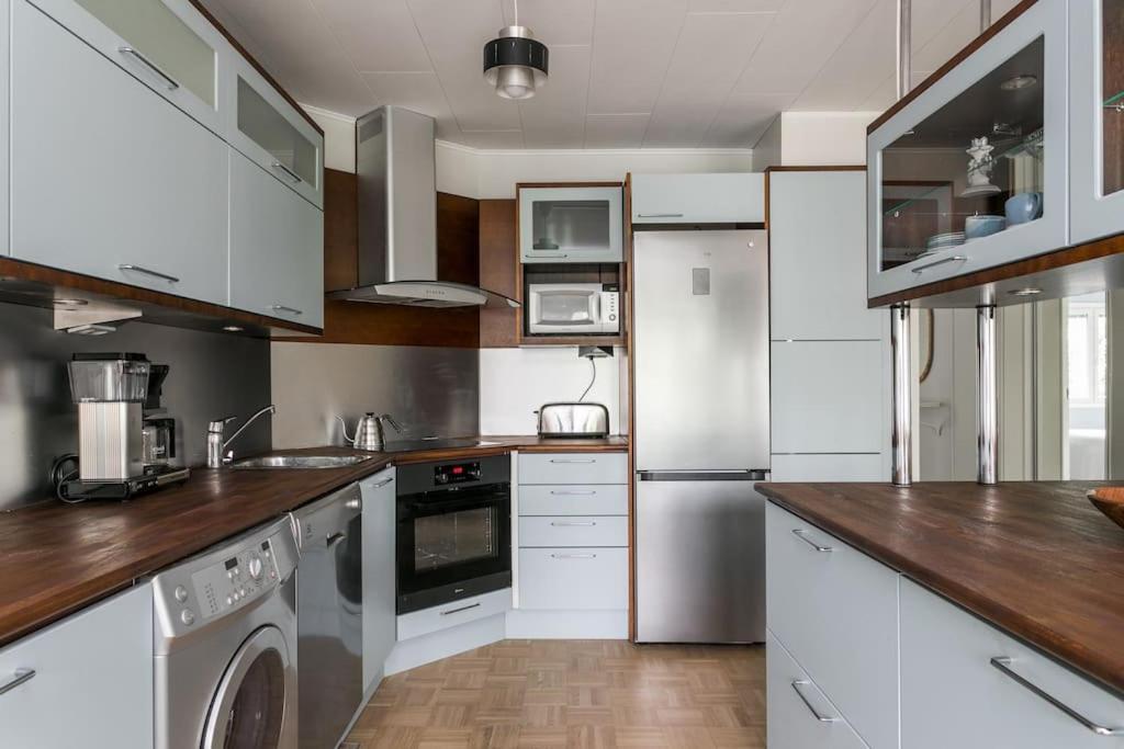 Upea Remontoitu Huoneisto Naantalin Sydaemessae Apartment Luaran gambar