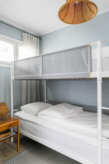 Upea Remontoitu Huoneisto Naantalin Sydaemessae Apartment Luaran gambar